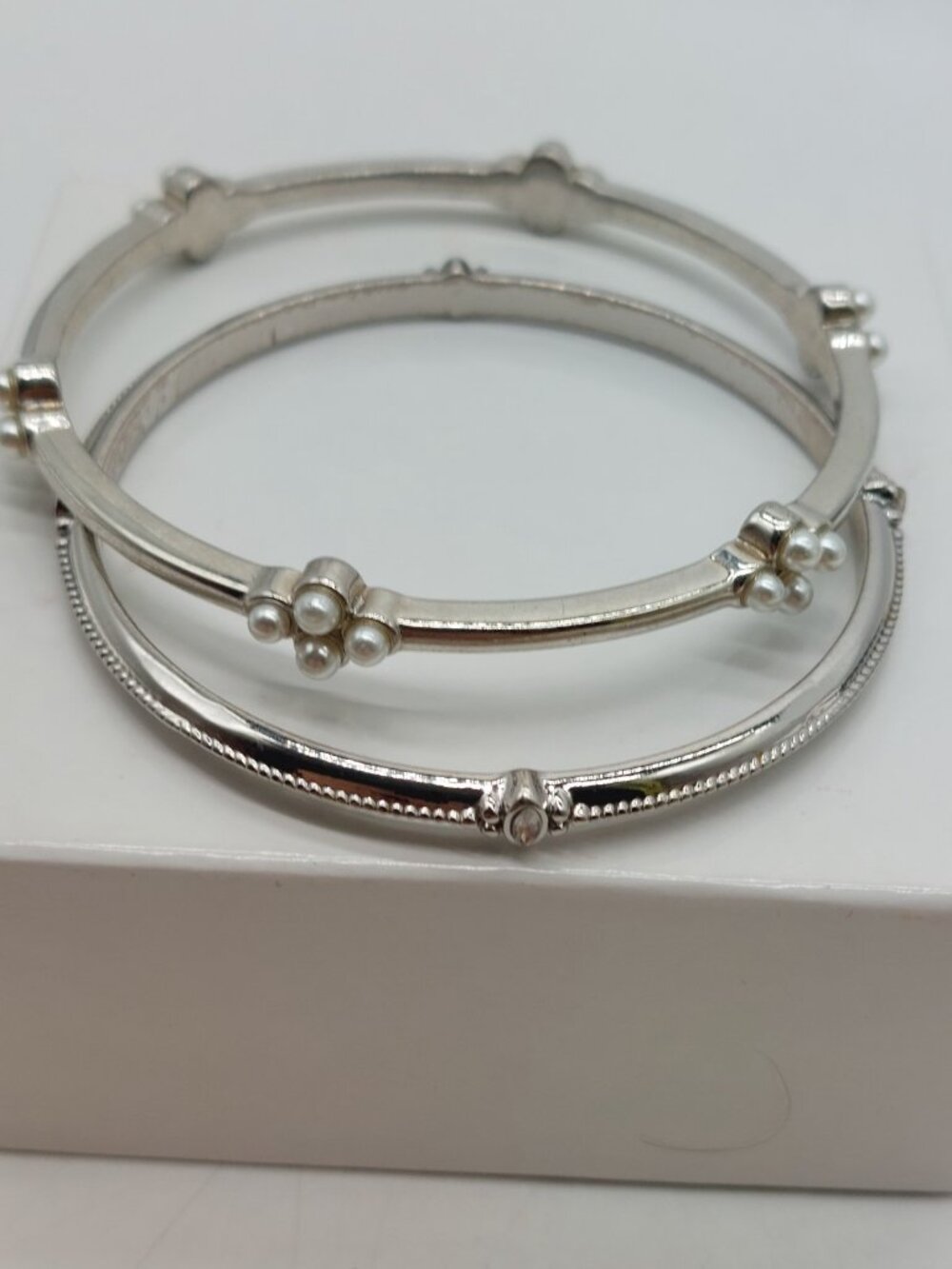 Lia Sophia Faux Pearl Silver Tone Bangle Bracelet Set Of 2 READ